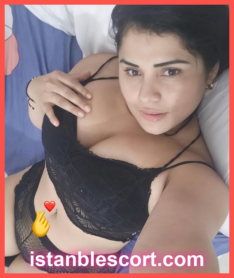 Tuğçe, 25 — Yeşilkent vitrin kartı